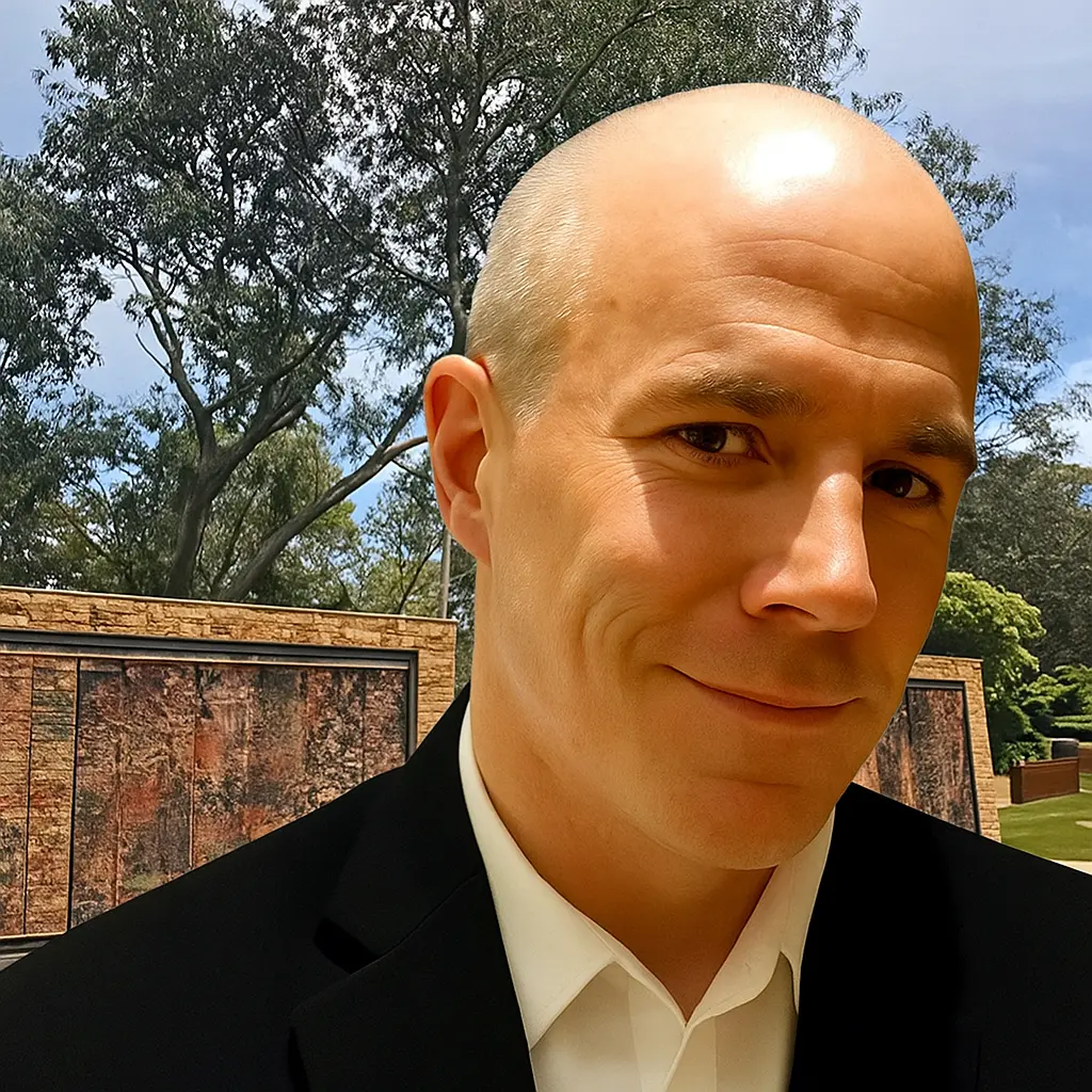 gawler real estate agent Andrew Mckiggan profile pic